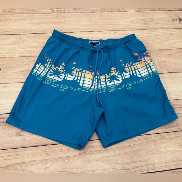 Club Room Blue and Green Swim men’s Trunks with Modern Design/size L - Picture 2 of 8